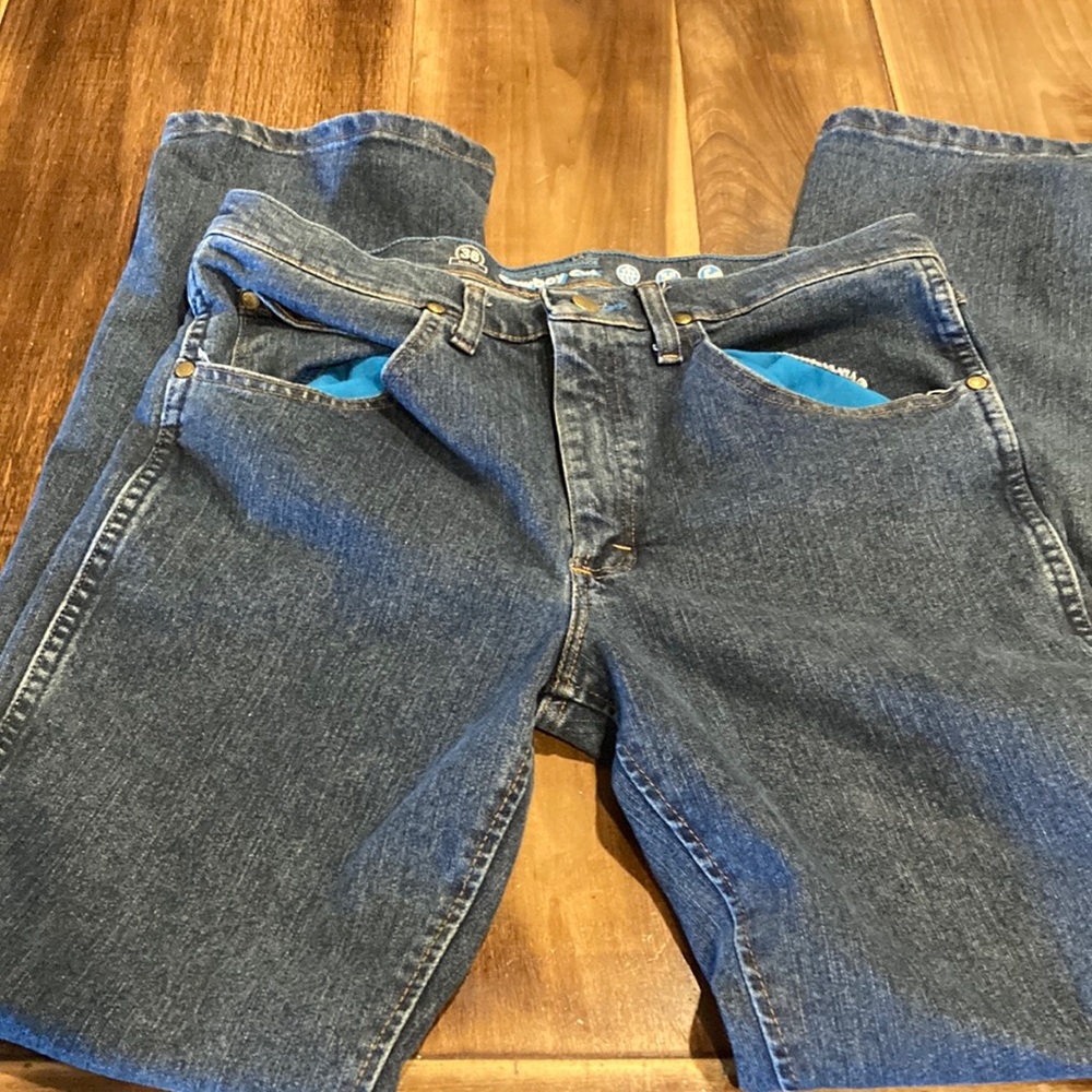 Men’s Cowboy Cut Wrangler Jeans